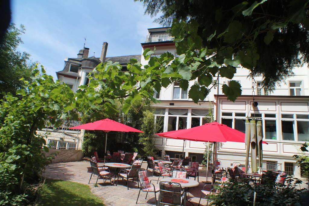 Kurhotel Quellenhof Bad Bertrich Exteriör bild