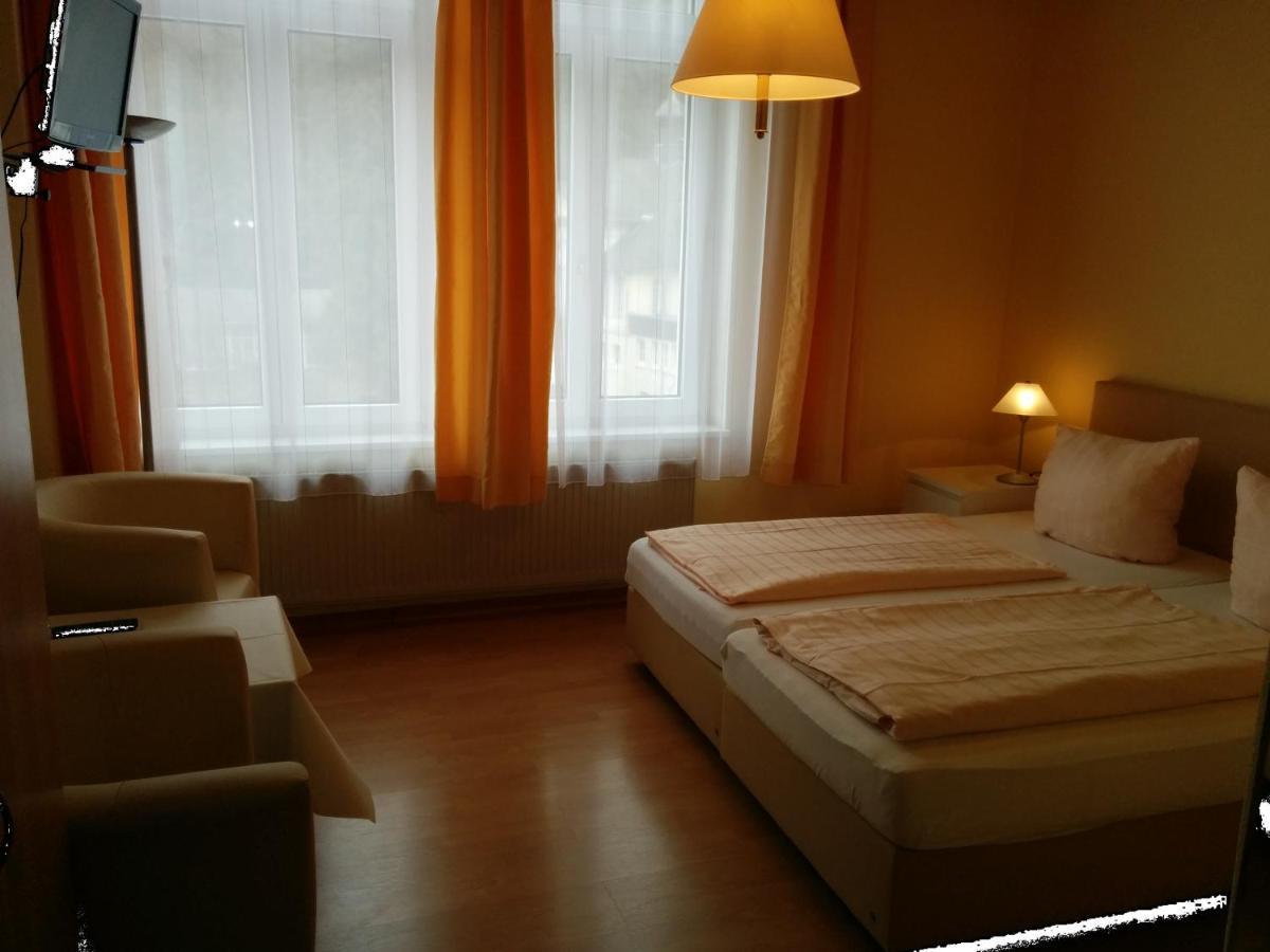 Kurhotel Quellenhof Bad Bertrich Exteriör bild
