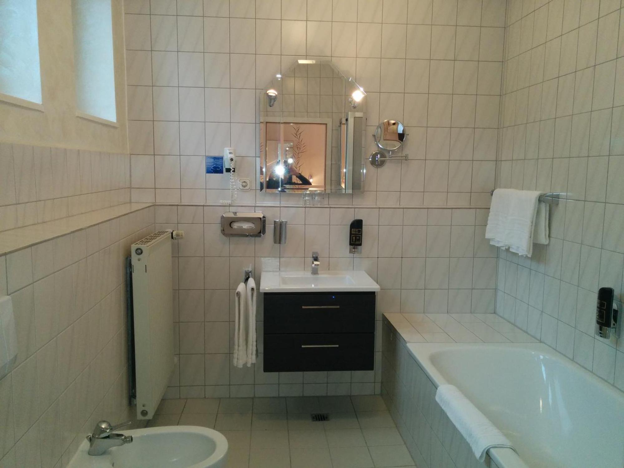 Kurhotel Quellenhof Bad Bertrich Exteriör bild