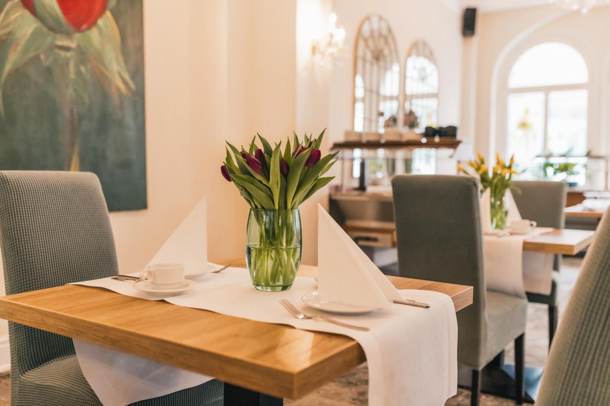 Kurhotel Quellenhof Bad Bertrich Exteriör bild