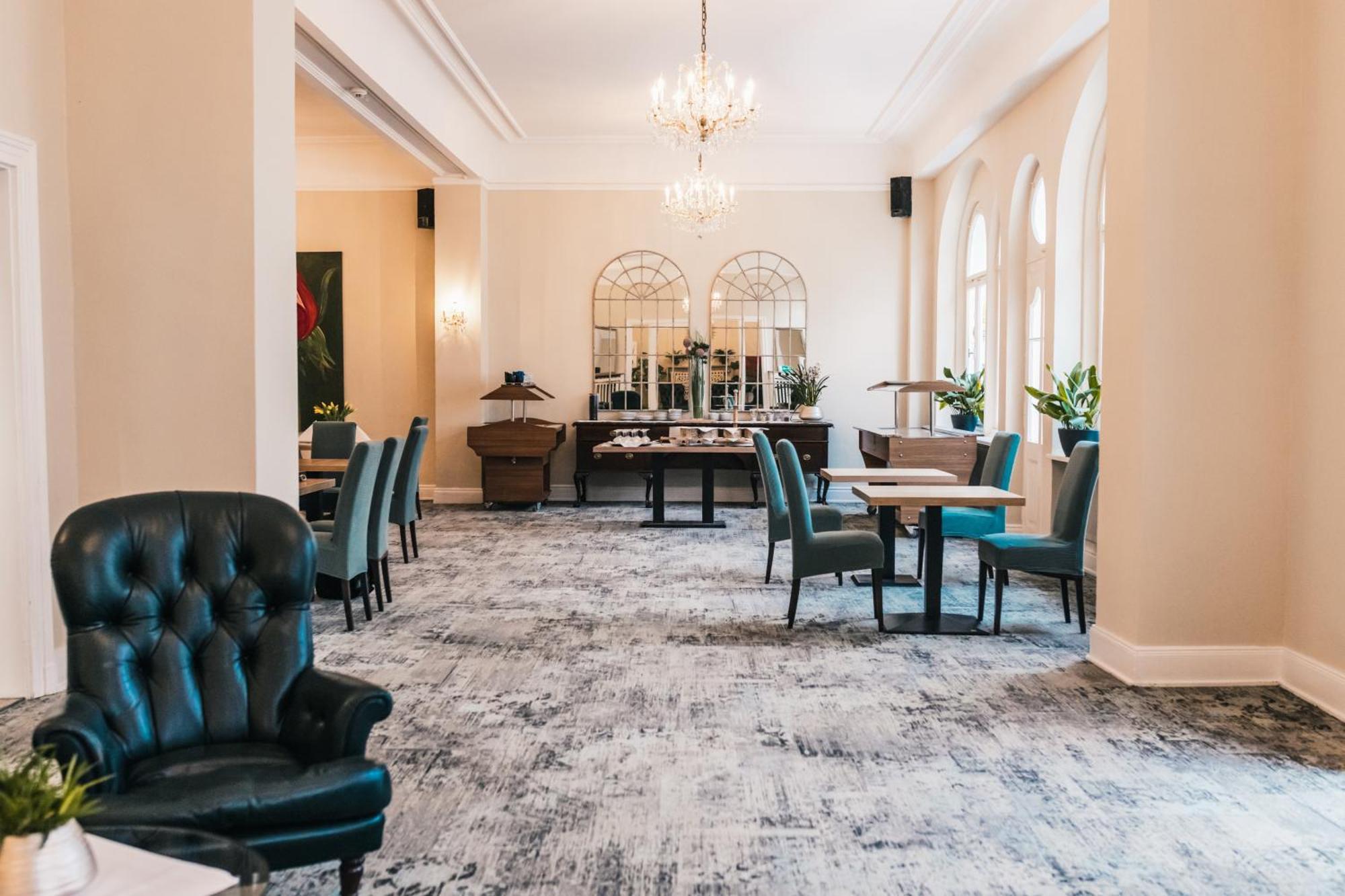 Kurhotel Quellenhof Bad Bertrich Exteriör bild